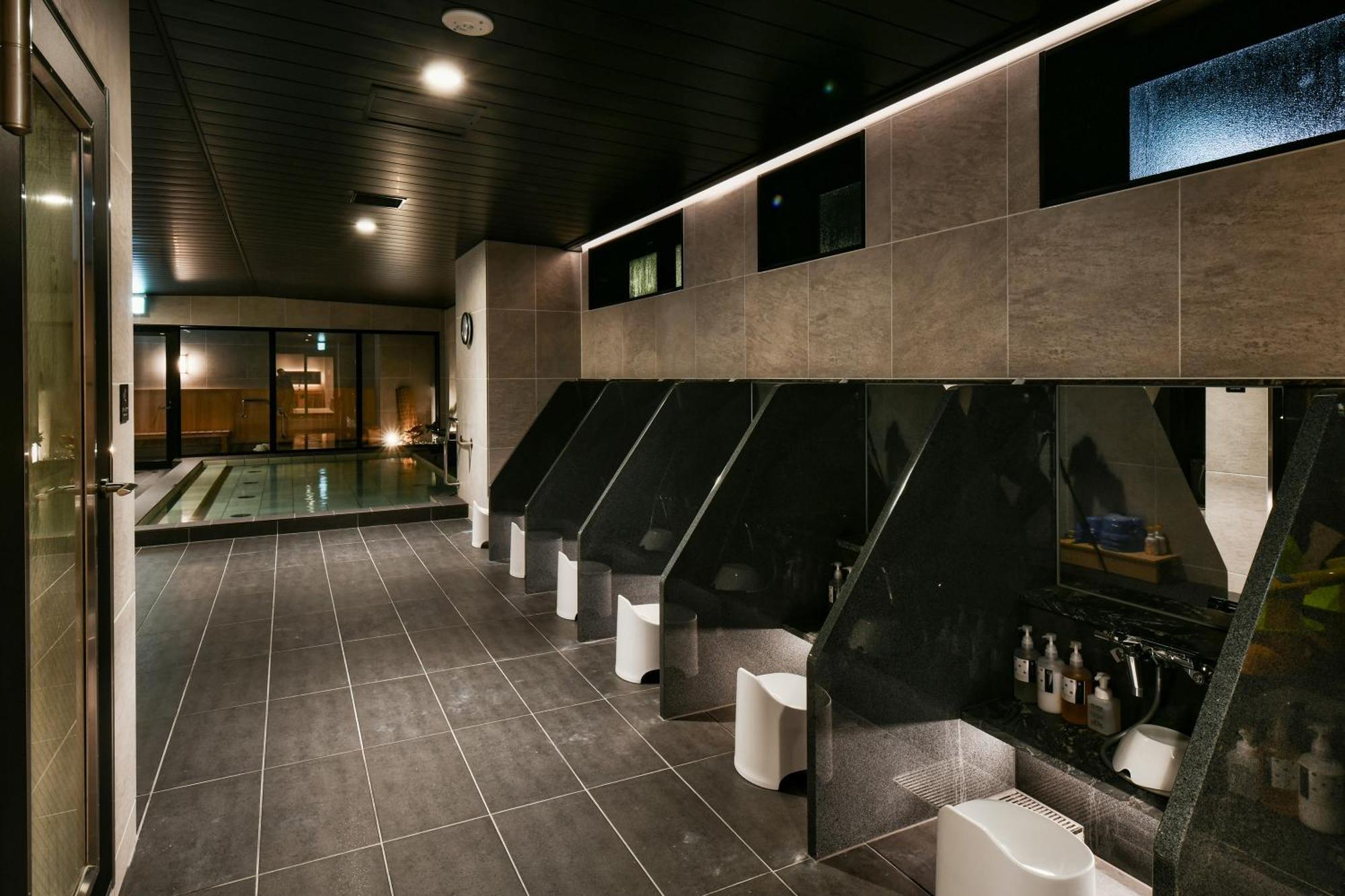 Ref Matsuyama City Station By Vessel Hotels Exteriör bild
