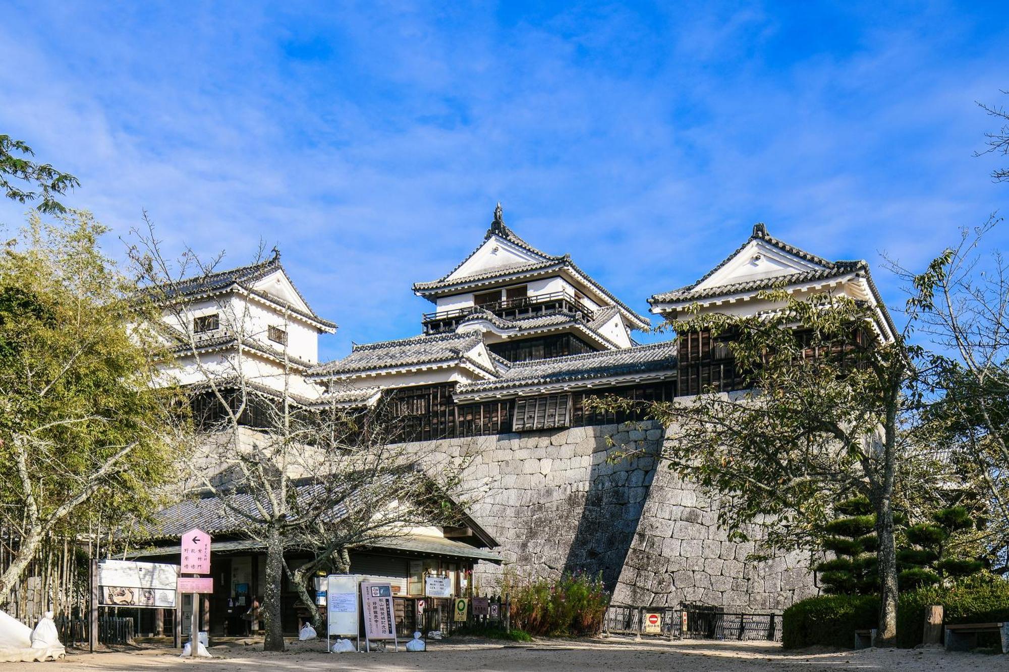 Ref Matsuyama City Station By Vessel Hotels Exteriör bild